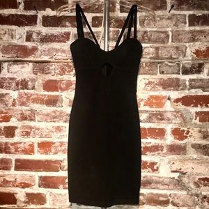 Black bodycon dress